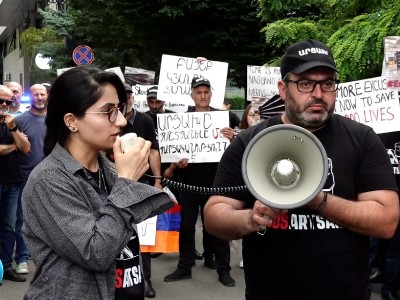 Участники акции «SOS Арцах» дошли до Ереванского офиса ООН
