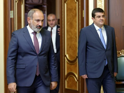 Armenia PM repeatedly noted intensive daily contacts with Karabakh President, premier’s spox says