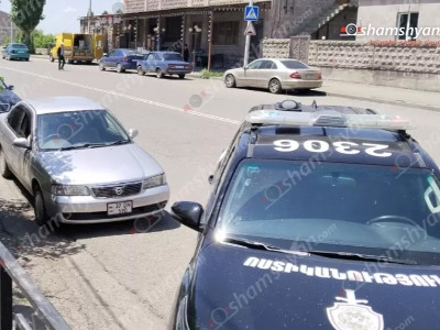 В Гюмри пожилой человек скончался за рулем автомобиля