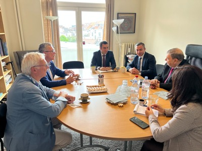 Իշխան Սաղաթելյանը հանդիպել է Արցախի հետ Բելգիայի ֆրանսախոս բարեկամության խմբի նախագահի հետ