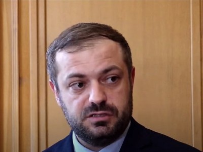 Ես թույլ չեմ տա Օսկանյանին եւ տարատեսակ թղթեր ստորագրողներին եւս մեկ պատերազմ բերել մեր ժողովրդի գլխին. Պապոյան
