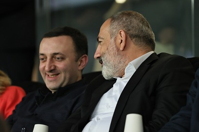 Пашинян и премьер Грузии посетили финальный матч чемпионата Европы среди юношей до 21 года Англия-Испания
