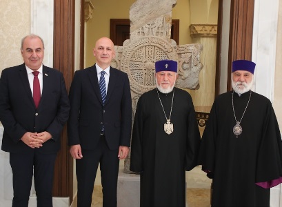 Կաթողիկոսը շնորհակալություն հայտնեց վրաց իշխանություններին դժվարին իրավիճակում Հայաստանին ցուցաբերվող զորակցության համար