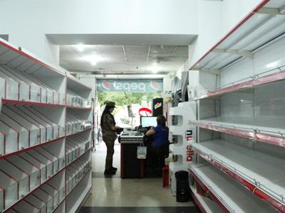 Hetq.am: В магазинах Степанакерта хлеб больше не продается