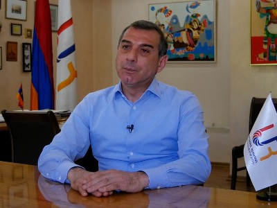 Ցանկացած պահի ձեր կողմից ընտրված վարչապետը մեկ ստորագրությամբ ձեր տները տալու է ադրբեջանցիներին․ Երվանդ Թարվերդյան