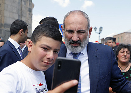 Փաշինյանը Գեղարքունիքի մարզում ծանոթացել է տարբեր համայնքներում իրականացվող ծրագրերի ընթացքին