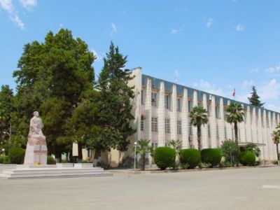 Унан Айрумян: В связи со сложившейся ситуацией работы ведутся по строго ограниченному графику