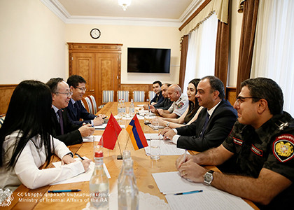 Armenia internal affairs minister, China ambassador confer on bilateral cooperation