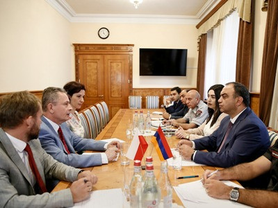 Poland new envoy expresses readiness to assist reforms within Armenia internal affairs ministry (PHOTOS)