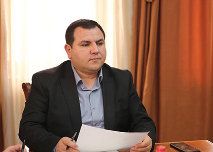 Ակնհայտ է՝ Արցախի բնակչությունը հումանիտար ճգնաժամի մեջ է հայտնվել, որ այլ ճանապարհներ պարտադրվեն. պետնախարար