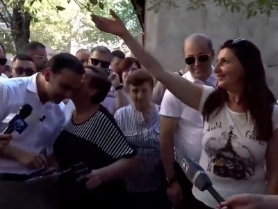 Второй день предвыборной агиткампании правящая партия Армении начала с административного района Эребуни
