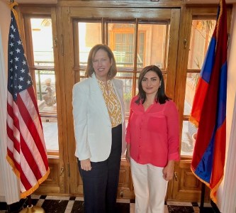 Тагуи Товмасян представила послу США вызовы безопасности в Армении и Арцахе