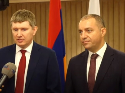 Maksim Reshetnikov: Russia ruble exchange rate causes some concern among Armenia businessmen