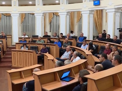What was discussed in Karabakh parliament?