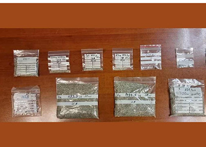 Пресечена попытка ввоза в Армению незадекларированных алмазоподобных камней и брендовой одежды