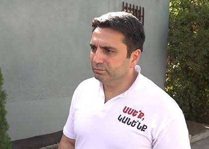 Симонян о заявлении Захаровой: Не собираюсь отвечать какой-то секретарше, это не мой уровень