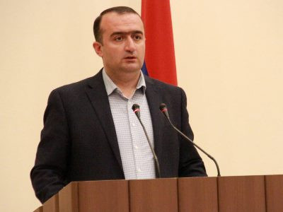 Չենք կարող թույլ տալ, որ ՀՀ իշխանությունների կողմից ներմուծված կեղծ օրակարգը արմատներ գցի Արցախում. Գեղամ Ստեփանյան