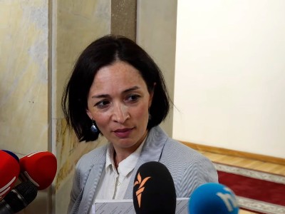 Министр образования, науки, культуры и спорта Армении: Задержка учебников – не наше упущение