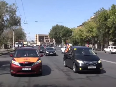 Альянс «Мать Армения» проводит автошествие по всем административным районам Еревана