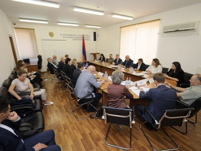 Քարոզարշավի ընթացքում ընտրությանը մասնակից բոլոր քաղաքական ուժերը ունեցել են հավասար հնարավորություններ. Սանոսյան