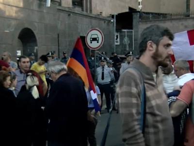 Citizens protest in front of Russia’s Embassy in Yerevan over situation in Nagorno Karabakh