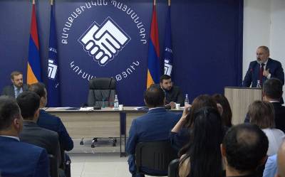 «Ժողովուրդ». ՔՊ-ում Փաշինյանի հետ հանդիպումներ են փնտրում՝ իրենց փրկելու համար