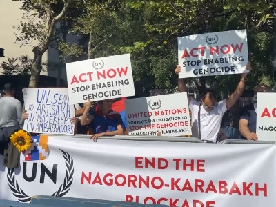 Armenians stage demonstration outside UN headquarters in New York