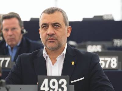 Are we going to do something with Azerbaijan, as we did in the case of Russia over the Ukraine issue? - Loucas Fourlas