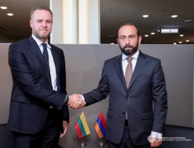 EU should take action to prevent ethnic cleansing in Karabakh, Armenian FM tells his Lithuanian counterpart