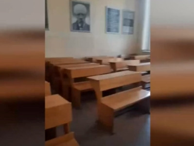 Аудитории шестого корпуса ЕГУ пустуют: Студенты объявили забастовку