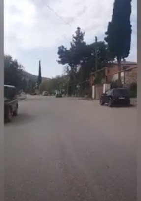 «Հաջող մեր հարազատ Մարտակերտ». Մարտակերտի բնակչուհին հրաժեշտ է տալիս քաղաքին