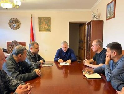 Karabakh president holds working consultation with leadership of Ministry of Internal Affairs, gives instructions