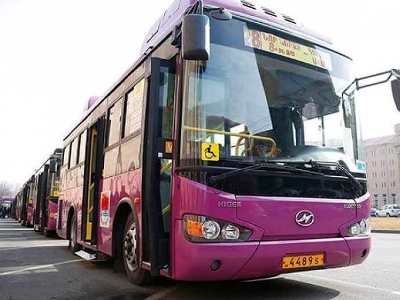 Yerevan sends buses to Kornidzor to transport displaced persons from Artsakh