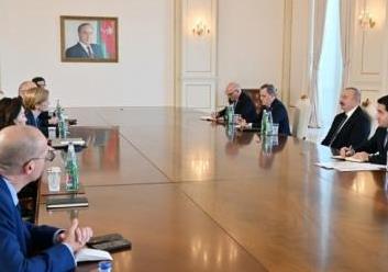 Ալիեւն ընդունել է Սամանտա Փաուերին, Յուրի Քիմին եւ Լուի Բոնոյին
