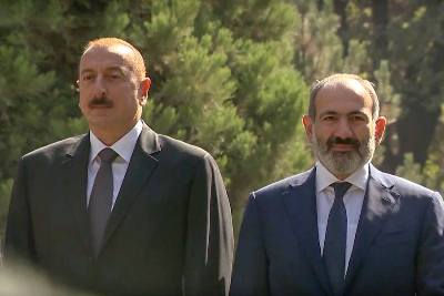 Newspaper: What to expect from Armenia, Azerbaijan leaders’ meeting in Granada?