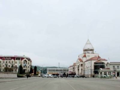 Ստեփանակերտում 5-ամյա աղջիկ է կորել և տարեց տղամարդ. աղջիկն ունի ձեռքի և աչքի խնդիր