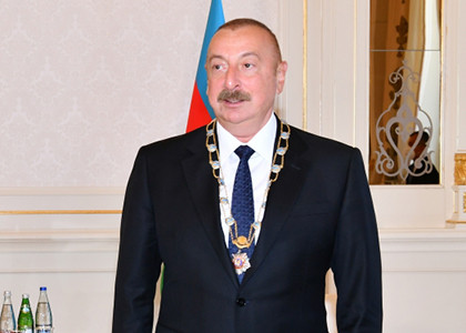 Աշխարհին՝ խաղաղություն, Ալիեւին՝ շքանշան. Ադրբեջանում առաջարկել են պարգեւատրել նախագահին եւ չեղարկել սգո օրերը