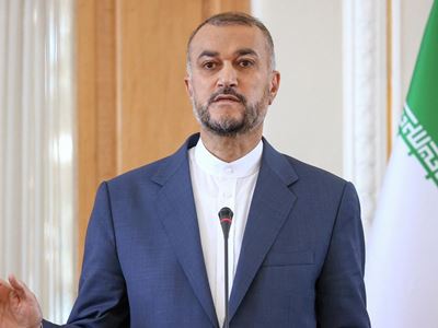 Глава МИД Ирана на встрече с главой Совбеза РА подчеркнул необходимость сохранения границ