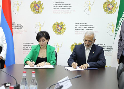 Inaugural session of Armenia-Iran joint justice ministries committee takes place in Yerevan