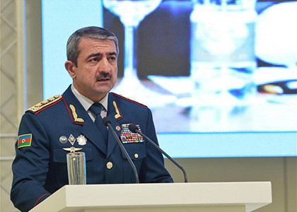 Head of Azerbaijani border service boasts of hundreds of new facilities on border with Armenia