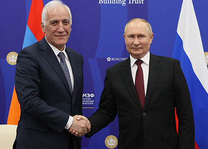 Ваагн Хачатурян поздравил Владимира Путина с днем рождения