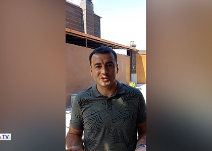 Group attacks activist Arthur Chakhoyan, tries to stab him