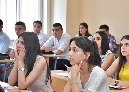 Հաստատվեցին ԼՂ-ից բռնի տեղահանված ուսանողների ուսման վարձի փոխհատուցման համար կրթաթոշակի առավելագույն չափերը