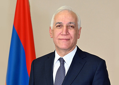 Մաղթում եմ ամուր կամք՝ մայրաքաղաքի զարգացման Ձեր ծրագիրը կյանքի կոչելու գործում. Խաչատուրյանը՝ Ավինյանին