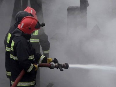 Գյումրի քաղաքում ավտոտնակ է այրվել