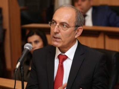 Արցախի կառավարությունը պետք է պահվի Հայաստանում՝ ապագայի համար․ Վահրամ Բալայան