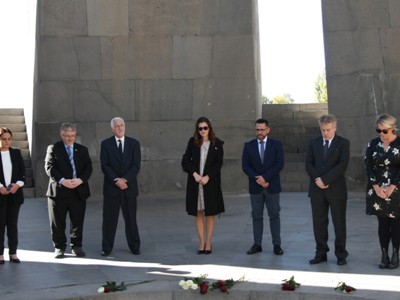 New ambassador of Canada to Armenia visits Armenian Genocide Memorial in Yerevan