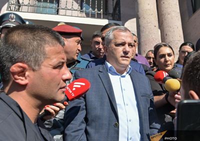 «Հրապարակ». Սամվել Շահրամանյանի դեմ բողոքի ակցիայի մասին Սամվել Բաբայանի թիմակիցները նախապես տեղեկացված են եղել