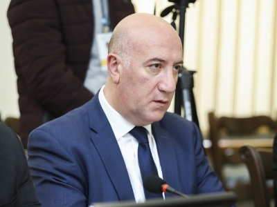 НС РА во втором чтении рассматривает вопрос компенсаций семьям состоящих на службе в ВС гражданских лиц