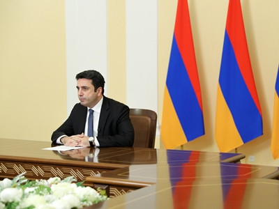 Համոզված եմ՝ ԼՂ կանայք պայքարելու են հայրենի հողում խաղաղ ապրելու համար. Ալեն Սիմոնյան